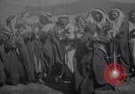 Standbild Beduinen Mädchen tanzen Türkei, 1914, aus Sekunde 50 historischem Filmmaterial Videoclip 65675027177
