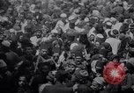 Standbild Beduinen Mädchen tanzen Türkei, 1914, aus Sekunde 59 historischem Filmmaterial Videoclip 65675027177