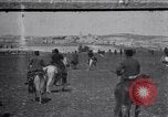 Image Le turc et bédouin cavaliers La Palestine, 1914, de la seconde 20 séquences d'archives historiques vidéo 65675027178