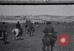Image Le turc et bédouin cavaliers La Palestine, 1914, de la seconde 21 séquences d'archives historiques vidéo 65675027178