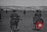 Image Le turc et bédouin cavaliers La Palestine, 1914, de la seconde 24 séquences d'archives historiques vidéo 65675027178