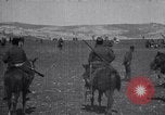 Image Le turc et bédouin cavaliers La Palestine, 1914, de la seconde 26 séquences d'archives historiques vidéo 65675027178
