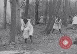 Image les femmes britanniques effectuant du travail du temps de guerre Royaume-Uni, 1916, de la seconde 21 séquences d'archives historiques vidéo 65675027180