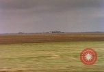 Immagine di Trattore visto da treno Amtrak United States USA, 1985, secondo 10 filmato di repertorio 65675027196