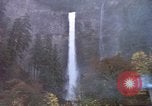 Immagine di Cascata visto dal treno Amtrak United States USA, 1985, secondo 14 filmato di repertorio 65675027197