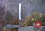 Immagine di Cascata visto dal treno Amtrak United States USA, 1985, secondo 17 filmato di repertorio 65675027197