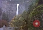 Immagine di Cascata visto dal treno Amtrak United States USA, 1985, secondo 21 filmato di repertorio 65675027197