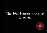 Image 10e Régiment de cavalerie Royal Hussars d'Arras France, 1918, de la seconde 3 séquences d'archives historiques vidéo 65675027218