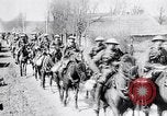 Image 10e Régiment de cavalerie Royal Hussars d'Arras France, 1918, de la seconde 8 séquences d'archives historiques vidéo 65675027218