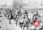 Image 10e Régiment de cavalerie Royal Hussars d'Arras France, 1918, de la seconde 11 séquences d'archives historiques vidéo 65675027218