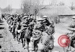 Image 10e Régiment de cavalerie Royal Hussars d'Arras France, 1918, de la seconde 20 séquences d'archives historiques vidéo 65675027218