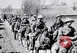 Image 10e Régiment de cavalerie Royal Hussars d'Arras France, 1918, de la seconde 26 séquences d'archives historiques vidéo 65675027218