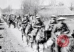 Image 10e Régiment de cavalerie Royal Hussars d'Arras France, 1918, de la seconde 37 séquences d'archives historiques vidéo 65675027218