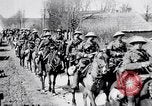 Image 10e Régiment de cavalerie Royal Hussars d'Arras France, 1918, de la seconde 47 séquences d'archives historiques vidéo 65675027218