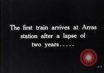 Image train de ravitaillement militaire d'Arras France, 1918, de la seconde 7 séquences d'archives historiques vidéo 65675027220