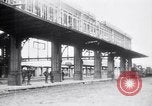 Image train de ravitaillement militaire d'Arras France, 1918, de la seconde 14 séquences d'archives historiques vidéo 65675027220