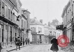 Image sentinelle au quartier général britannique France, 1918, de la seconde 12 séquences d'archives historiques vidéo 65675027221