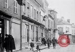 Image sentinelle au quartier général britannique France, 1918, de la seconde 27 séquences d'archives historiques vidéo 65675027221