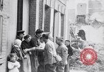 Image sentinelle au quartier général britannique France, 1918, de la seconde 37 séquences d'archives historiques vidéo 65675027221