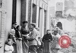 Image sentinelle au quartier général britannique France, 1918, de la seconde 55 séquences d'archives historiques vidéo 65675027221