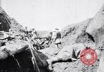 Image brancardiers ont certaines difficultés France, 1917, de la seconde 34 séquences d'archives historiques vidéo 65675027241