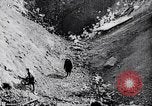 Standbild riesigen Krater Frankreich, 1917, aus Sekunde 42 historischem Filmmaterial Videoclip 65675027249