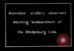 Image observateurs d'artillerie australien France, 1917, de la seconde 1 séquences d'archives historiques vidéo 65675027251