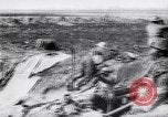 Image observateurs d'artillerie australien France, 1917, de la seconde 29 séquences d'archives historiques vidéo 65675027251