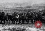 Standbild Französische Artillerie positioniert wird Monchy Frankreich, 1915, aus Sekunde 8 historischem Filmmaterial Videoclip 65675027252