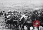 Standbild Französische Artillerie positioniert wird Monchy Frankreich, 1915, aus Sekunde 15 historischem Filmmaterial Videoclip 65675027252