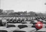 Standbild französischen Depot der Reserve motor Transporte Frankreich, 1917, aus Sekunde 10 historischem Filmmaterial Videoclip 65675027292