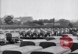 Standbild französischen Depot der Reserve motor Transporte Frankreich, 1917, aus Sekunde 11 historischem Filmmaterial Videoclip 65675027292
