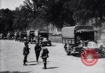 Standbild französischen Depot der Reserve motor Transporte Frankreich, 1917, aus Sekunde 27 historischem Filmmaterial Videoclip 65675027292