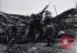 Image armes antiaériens Français France, 1916, de la seconde 23 séquences d'archives historiques vidéo 65675027331