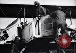 Standbild Caproni Bomber Frankreich, 1916, aus Sekunde 16 historischem Filmmaterial Videoclip 65675027333