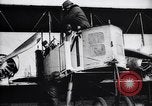 Standbild Caproni Bomber Frankreich, 1916, aus Sekunde 27 historischem Filmmaterial Videoclip 65675027333