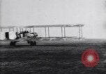 Standbild Caproni Bomber Frankreich, 1916, aus Sekunde 47 historischem Filmmaterial Videoclip 65675027333