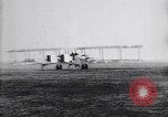 Standbild Caproni Bomber Frankreich, 1916, aus Sekunde 49 historischem Filmmaterial Videoclip 65675027333