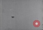 Standbild Aerial dogfight Frankreich, 1918, aus Sekunde 21 historischem Filmmaterial Videoclip 65675027334