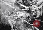 Standbild Aerial dogfight Frankreich, 1918, aus Sekunde 50 historischem Filmmaterial Videoclip 65675027334