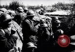 Immagine di Soldati francesi rilassante Francia, 1916, secondo 6 filmato di repertorio 65675027336