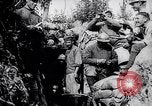 Immagine di Soldati francesi rilassante Francia, 1916, secondo 16 filmato di repertorio 65675027336