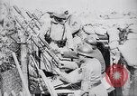 Immagine di Soldati francesi rilassante Francia, 1916, secondo 33 filmato di repertorio 65675027336