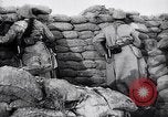 Immagine di Soldati francesi rilassante Francia, 1916, secondo 41 filmato di repertorio 65675027336