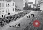 Immagine di Truppe tedesche ritirare Aumetz Francia, 1918, secondo 34 filmato di repertorio 65675027348