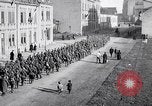 Immagine di Truppe tedesche ritirare Aumetz Francia, 1918, secondo 35 filmato di repertorio 65675027348