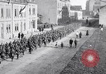 Immagine di Truppe tedesche ritirare Aumetz Francia, 1918, secondo 48 filmato di repertorio 65675027348