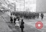 Immagine di Truppe tedesche ritirare Aumetz Francia, 1918, secondo 4 filmato di repertorio 65675027349