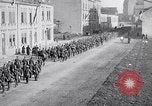Immagine di Truppe tedesche ritirare Aumetz Francia, 1918, secondo 26 filmato di repertorio 65675027349
