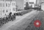 Immagine di Truppe tedesche ritirare Aumetz Francia, 1918, secondo 30 filmato di repertorio 65675027349